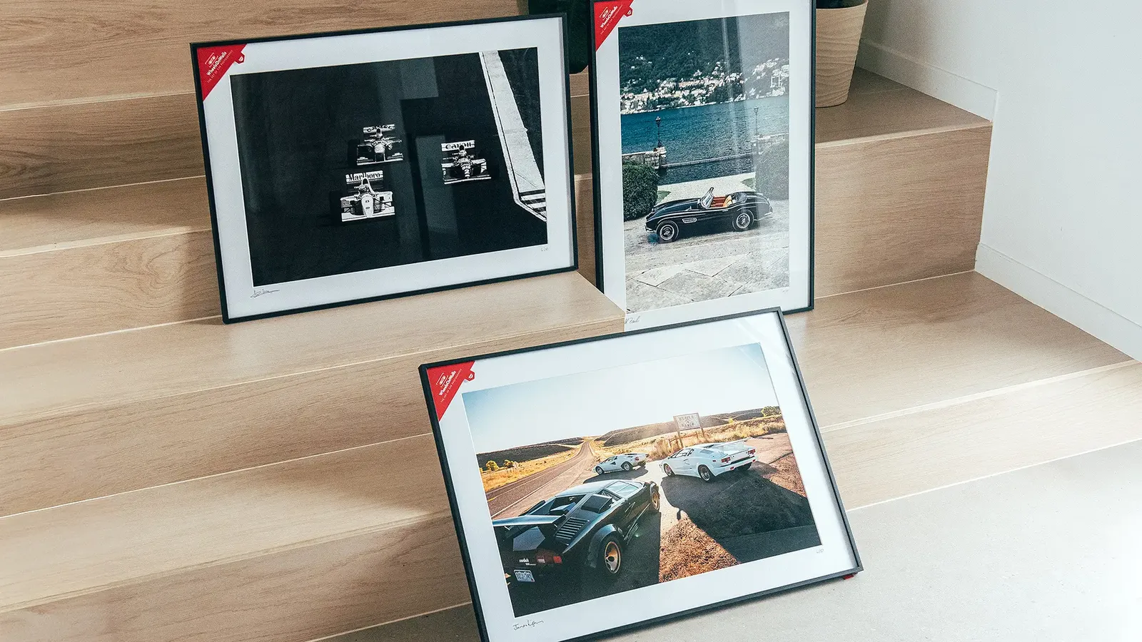 Tirage d'art de photographie automobile encadré de la galerie WheelsOnWalls